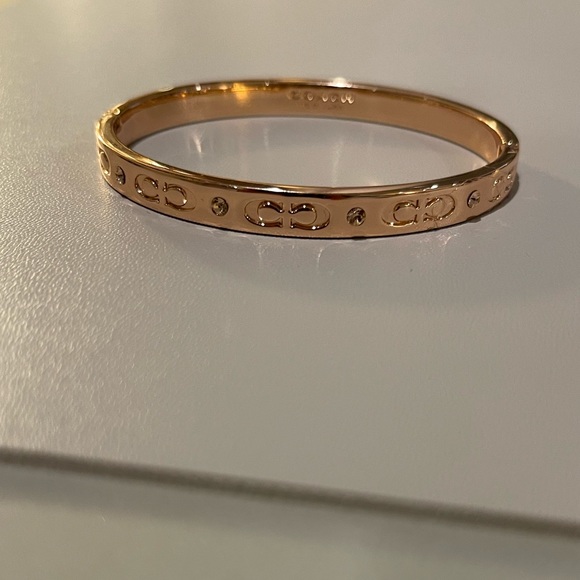 NEW Coach Rose Gold Signature Bracelet - Picture 4 of 8